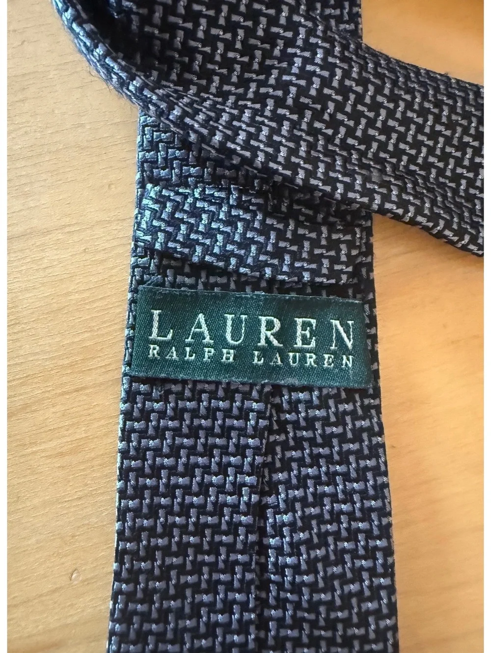 Lauren Ralph Lauren Men's Woven Patterned Tie Black and Gray